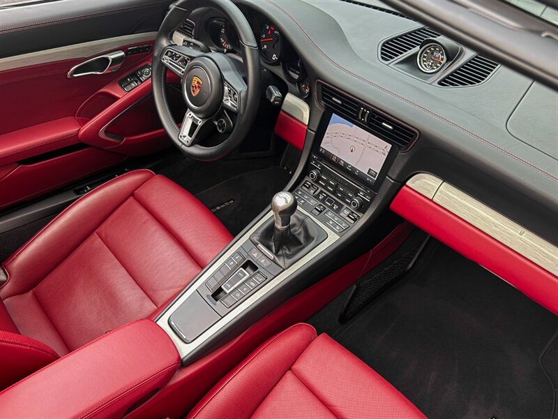 2018 Porsche 911 Targa 4 GTS - Photo 40 - Bonita Springs, FL 34134