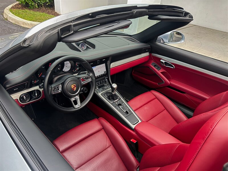 2018 Porsche 911 Targa 4 GTS - Photo 2 - Bonita Springs, FL 34134