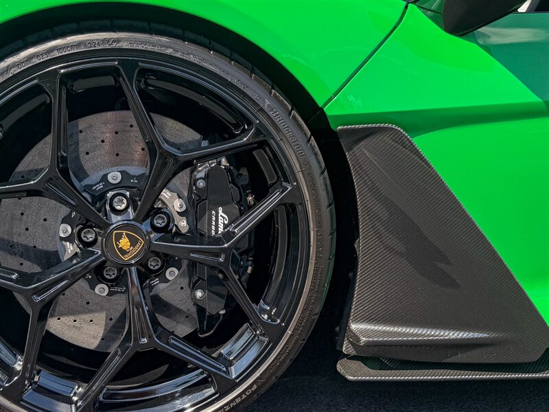 2024 Lamborghini Revuelto   - Photo 49 - Bonita Springs, FL 34134