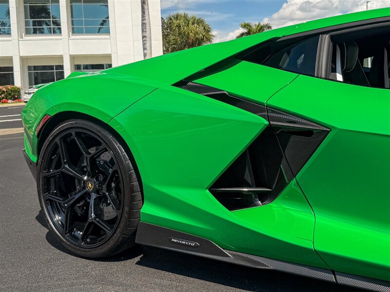 2024 Lamborghini Revuelto   - Photo 75 - Bonita Springs, FL 34134