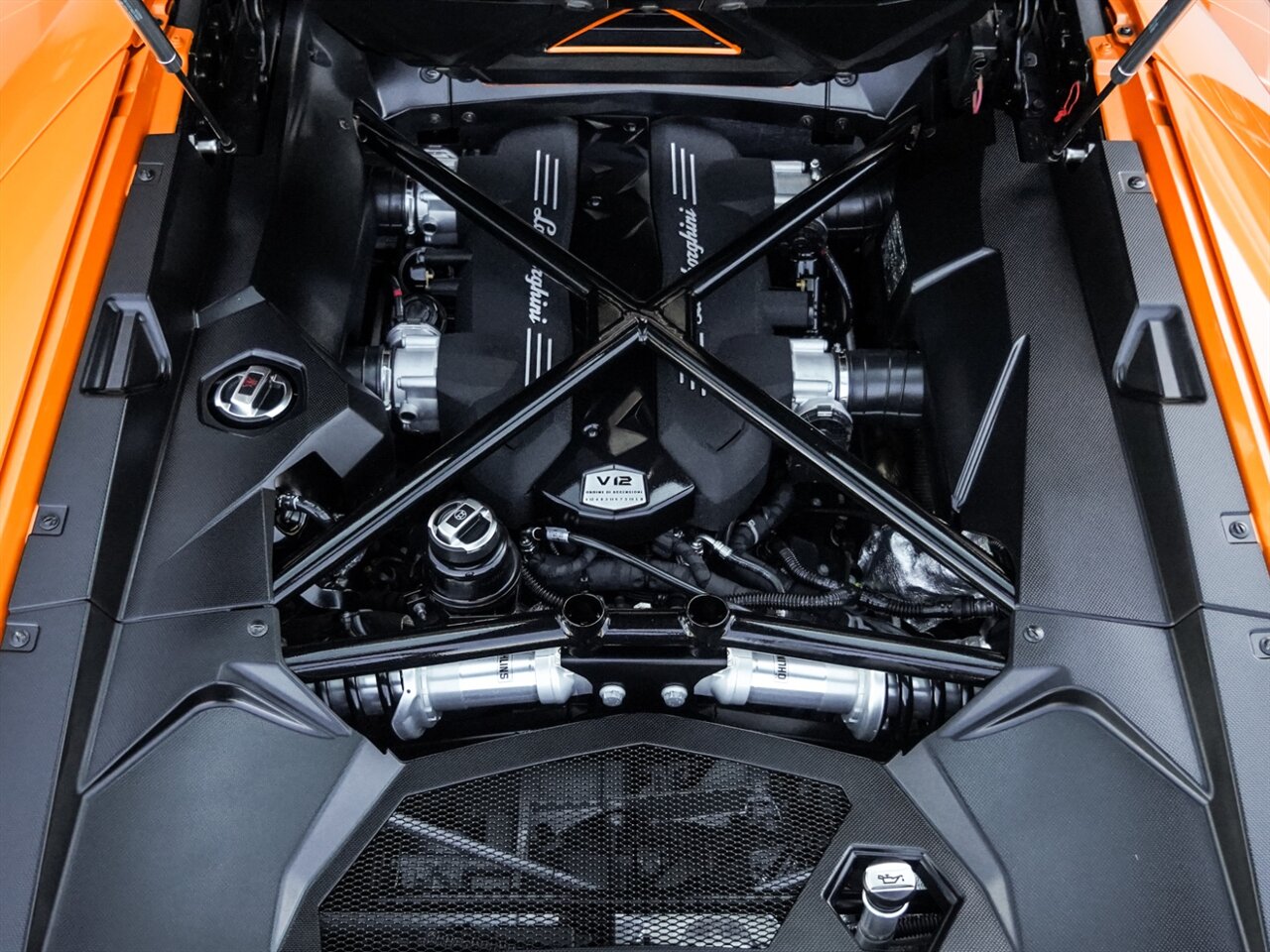 2014 Lamborghini Aventador LP 700-4  Roadster - Photo 30 - Bonita Springs, FL 34134