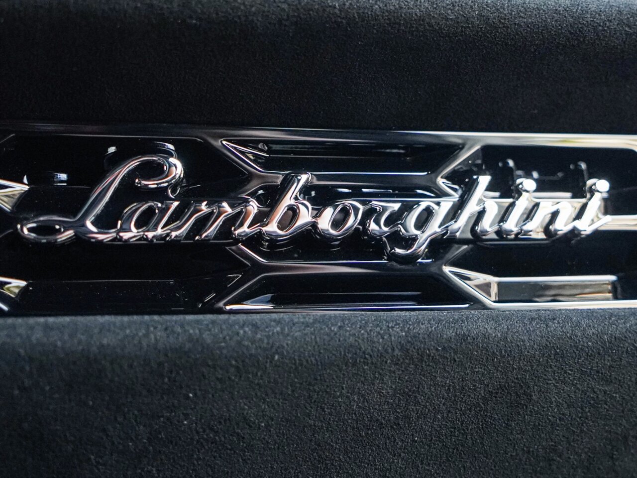 2018 Lamborghini Huracan LP 640-4 Performante   - Photo 29 - Bonita Springs, FL 34134