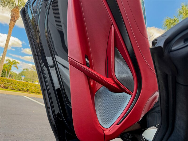 2024 McLaren 750S Spider - Photo 30 - Bonita Springs, FL 34134