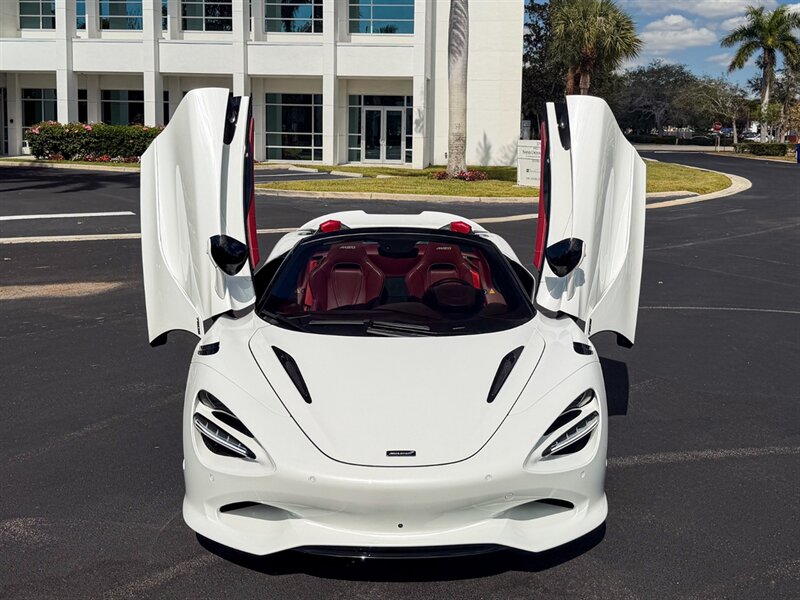 2024 McLaren 750S Spider - Photo 6 - Bonita Springs, FL 34134