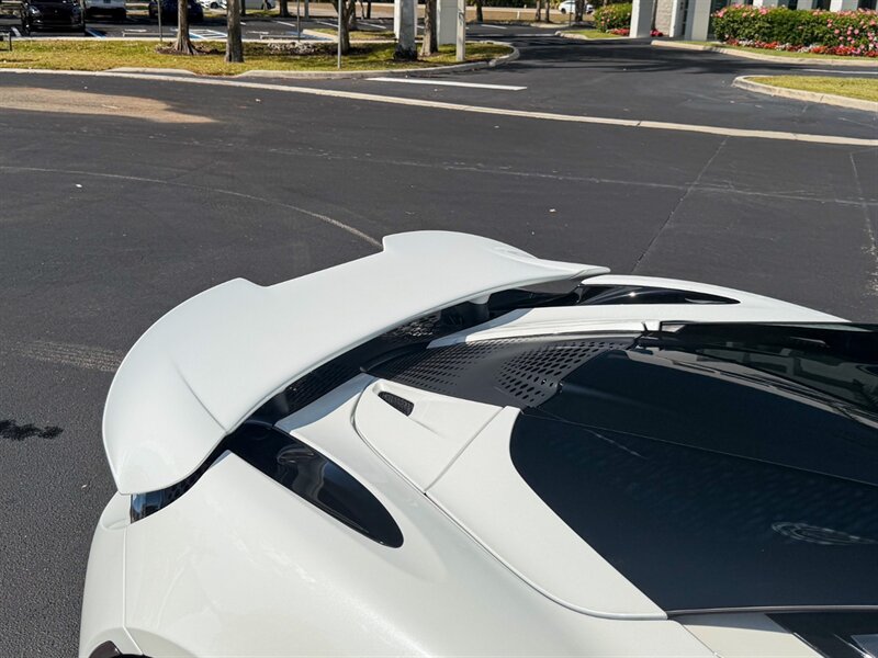 2024 McLaren 750S Spider - Photo 56 - Bonita Springs, FL 34134