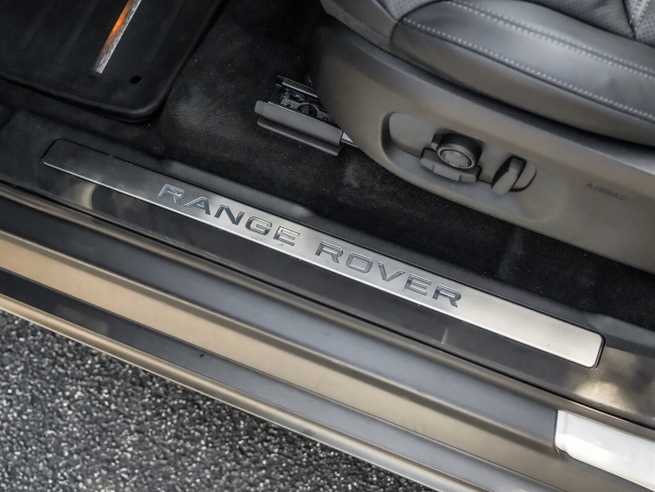 2018 Land Rover Range Rover Evoque Convertible HSE Dynamic   - Photo 23 - Bonita Springs, FL 34134