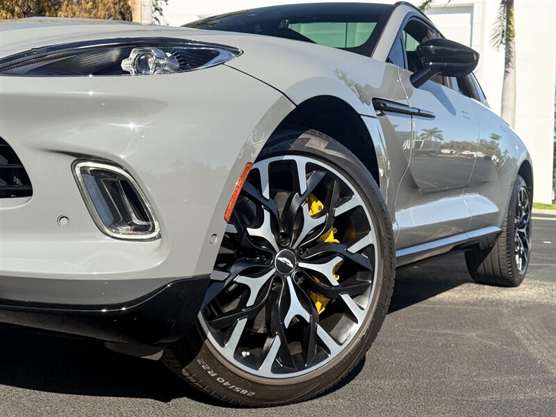 2021 Aston Martin DBX   - Photo 10 - Bonita Springs, FL 34134