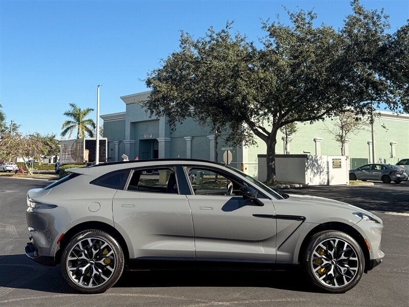 2021 Aston Martin DBX   - Photo 64 - Bonita Springs, FL 34134