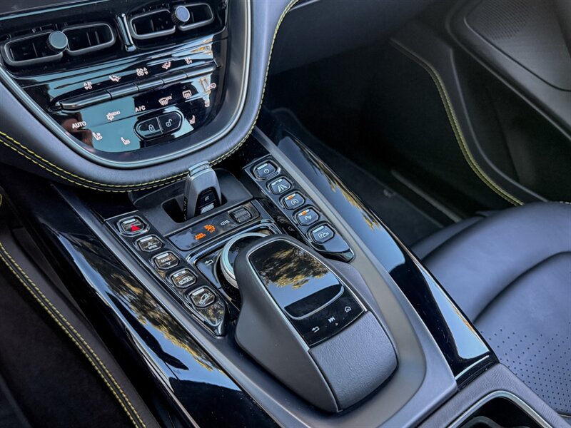 2021 Aston Martin DBX   - Photo 17 - Bonita Springs, FL 34134