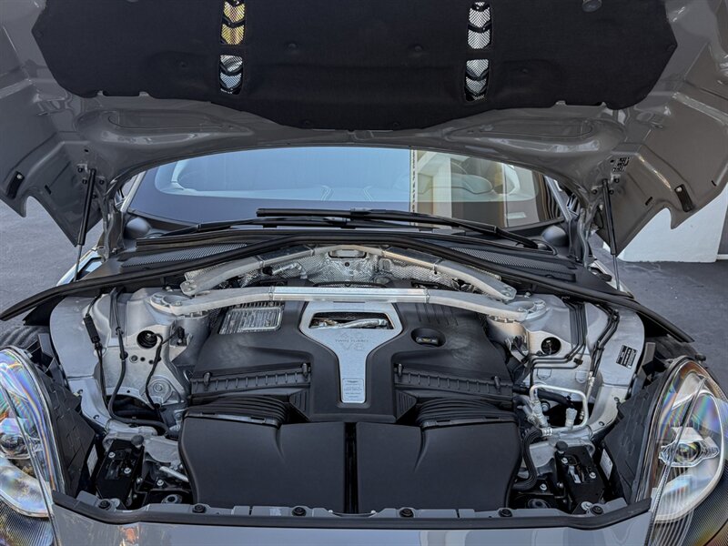 2021 Aston Martin DBX   - Photo 43 - Bonita Springs, FL 34134