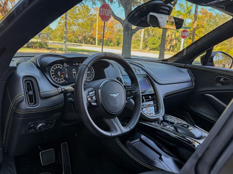 2021 Aston Martin DBX   - Photo 11 - Bonita Springs, FL 34134
