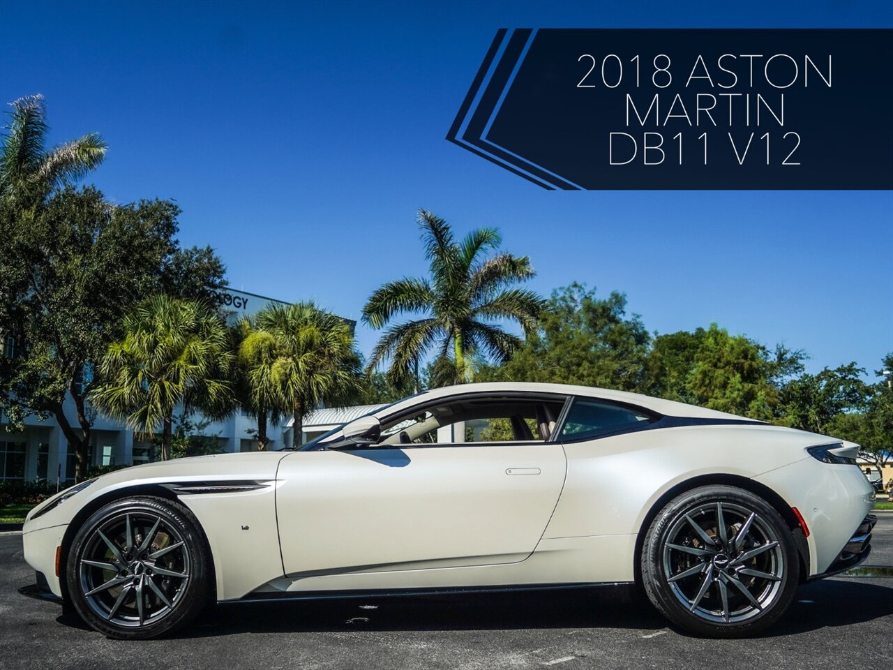 2018 Aston Martin DB11 V12   - Photo 31 - Bonita Springs, FL 34134