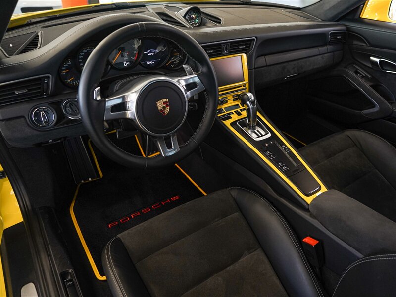 2015 Porsche 911 GT3   - Photo 2 - Bonita Springs, FL 34134