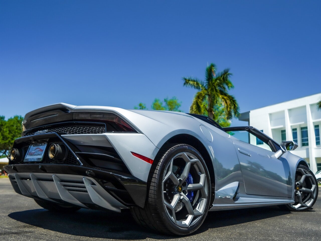 2020 Lamborghini Huracan EVO Spyder   - Photo 44 - Bonita Springs, FL 34134