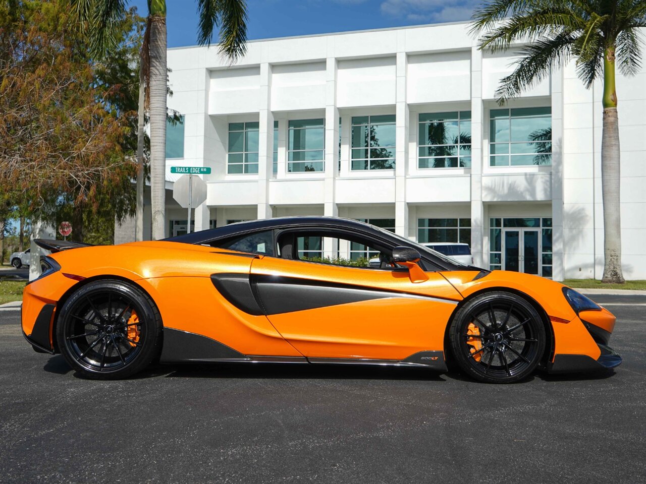 2019 McLaren 600LT   - Photo 18 - Bonita Springs, FL 34134
