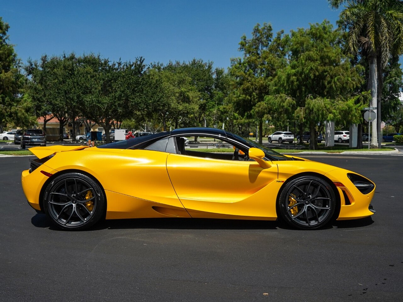 2021 McLaren 720S Spider Performance   - Photo 68 - Bonita Springs, FL 34134