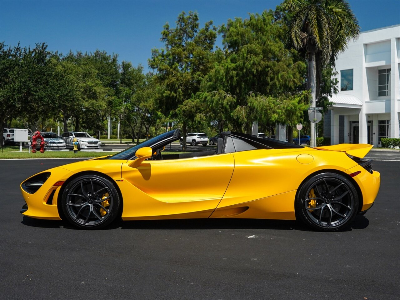 2021 McLaren 720S Spider Performance   - Photo 31 - Bonita Springs, FL 34134