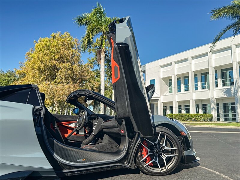 2022 McLaren 765LT Spider   - Photo 58 - Bonita Springs, FL 34134