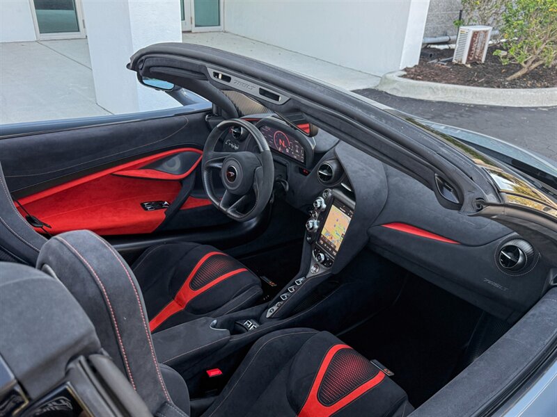 2022 McLaren 765LT Spider   - Photo 30 - Bonita Springs, FL 34134