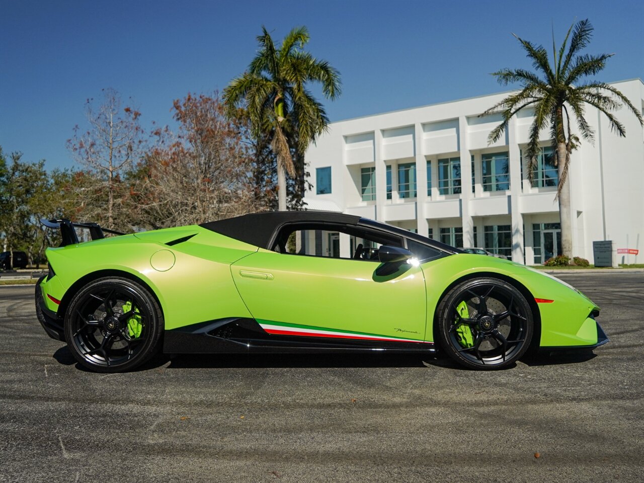 2019 Lamborghini Huracan LP 640-4 Performante   - Photo 84 - Bonita Springs, FL 34134