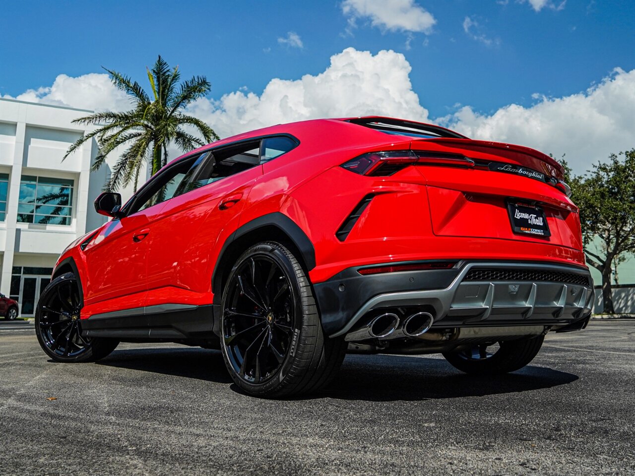 2019 Lamborghini Urus   - Photo 53 - Bonita Springs, FL 34134