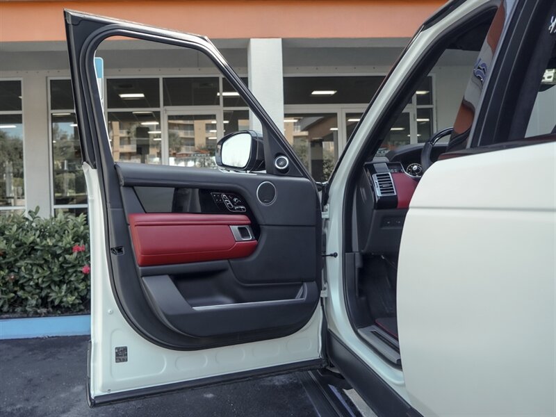 2018 Land Rover Range Rover SVAutobiography Dyna Overfinch - Photo 22 - Bonita Springs, FL 34134