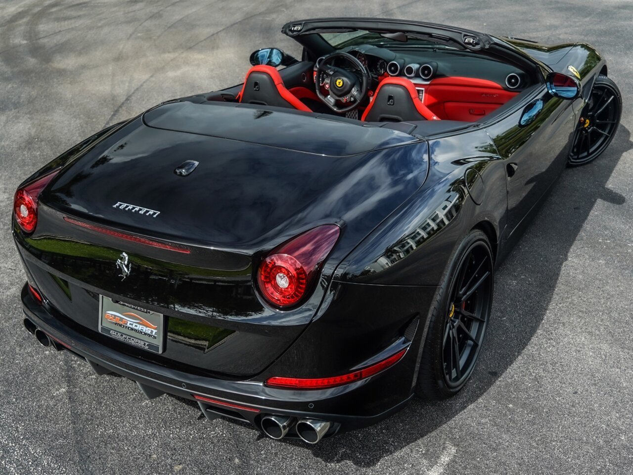 2016 Ferrari California T   - Photo 39 - Bonita Springs, FL 34134