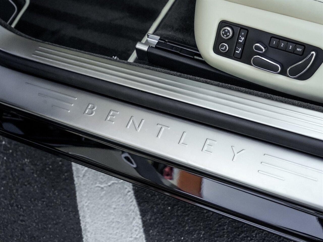 2016 Bentley Continental GT V8   - Photo 23 - Bonita Springs, FL 34134