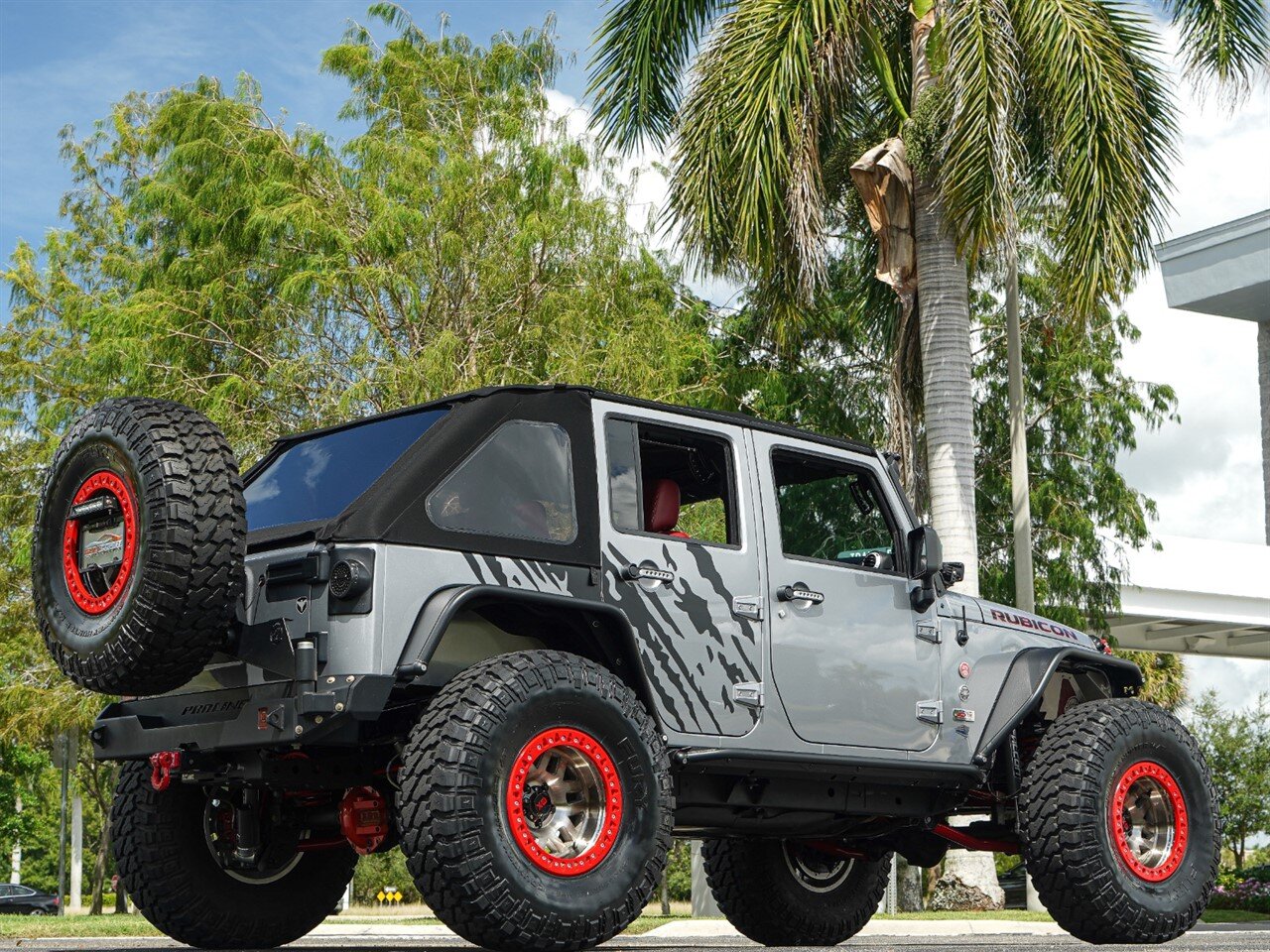 2013 Jeep Wrangler Unlimited Rubicon   - Photo 29 - Bonita Springs, FL 34134