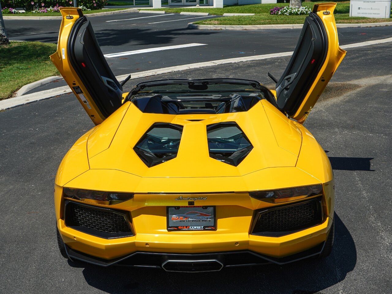 2014 Lamborghini Aventador LP 700-4  Roadster - Photo 41 - Bonita Springs, FL 34134