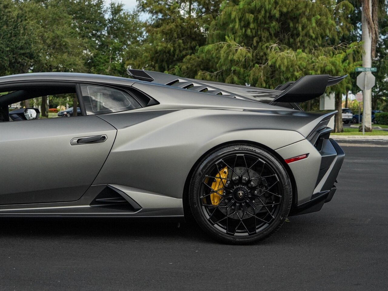 2021 Lamborghini Huracan STO   - Photo 49 - Bonita Springs, FL 34134