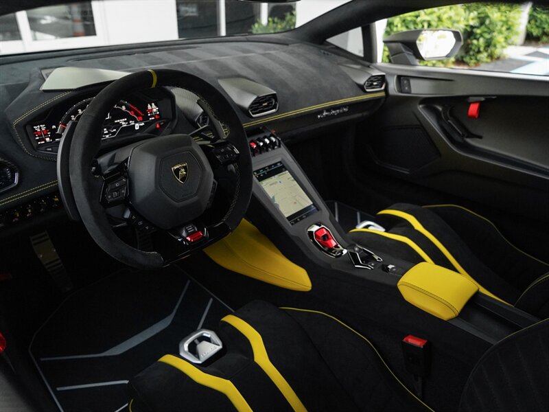 2021 Lamborghini Huracan STO   - Photo 2 - Bonita Springs, FL 34134