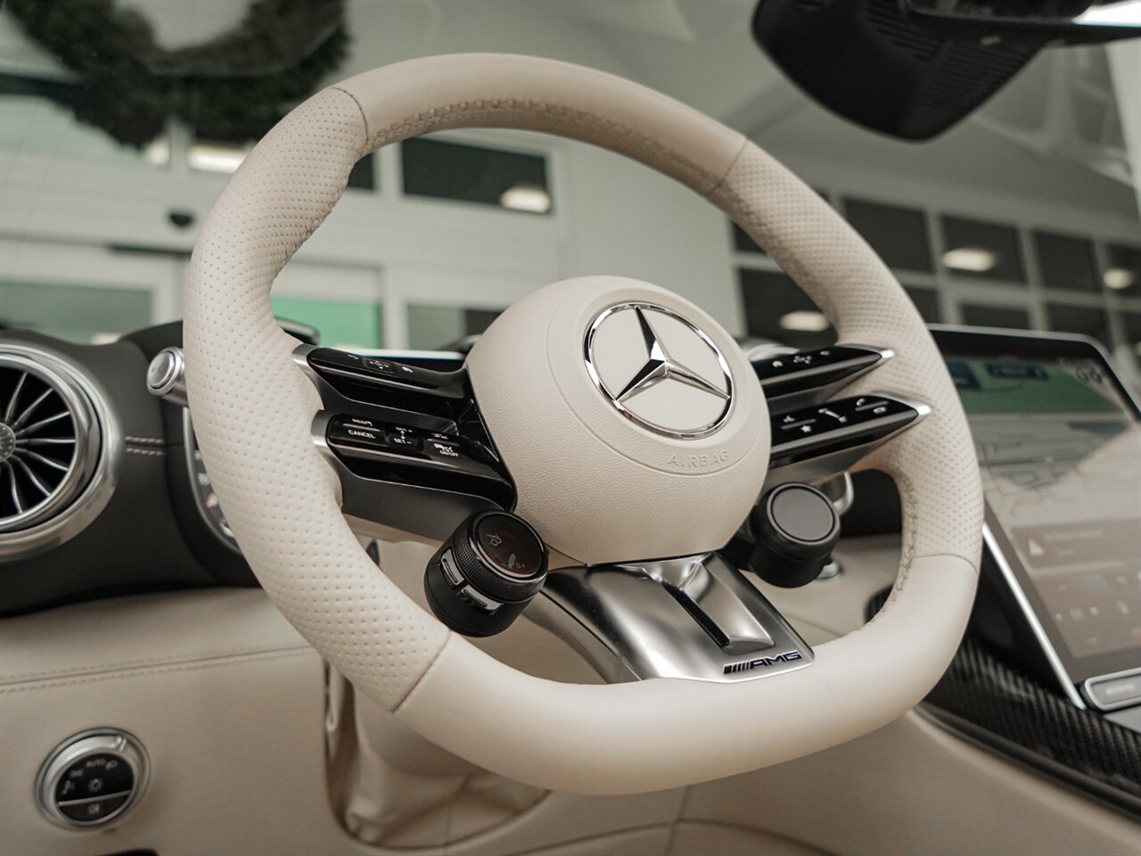 2022 Mercedes-Benz AMG SL 63   - Photo 17 - Bonita Springs, FL 34134