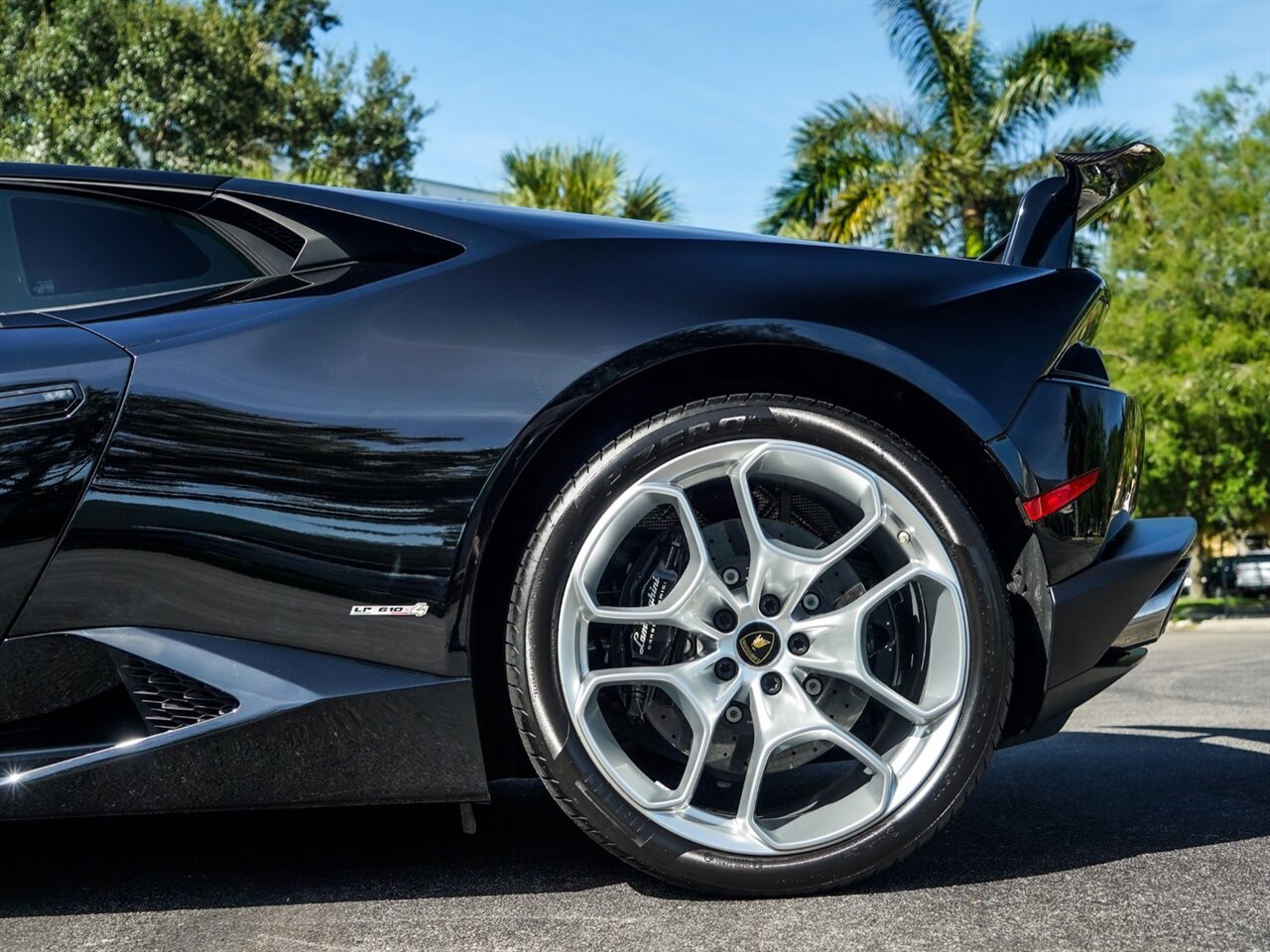 2015 Lamborghini Huracan LP 610-4   - Photo 33 - Bonita Springs, FL 34134