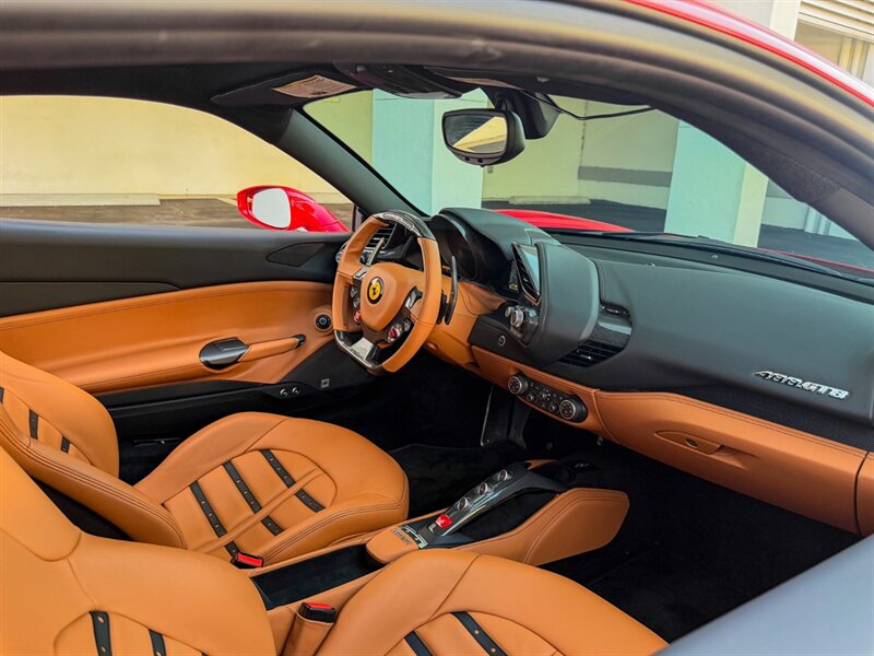 2018 Ferrari 488 GTB   - Photo 28 - Bonita Springs, FL 34134