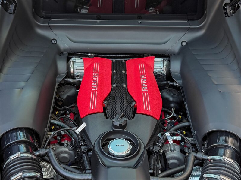 2018 Ferrari 488 GTB   - Photo 41 - Bonita Springs, FL 34134