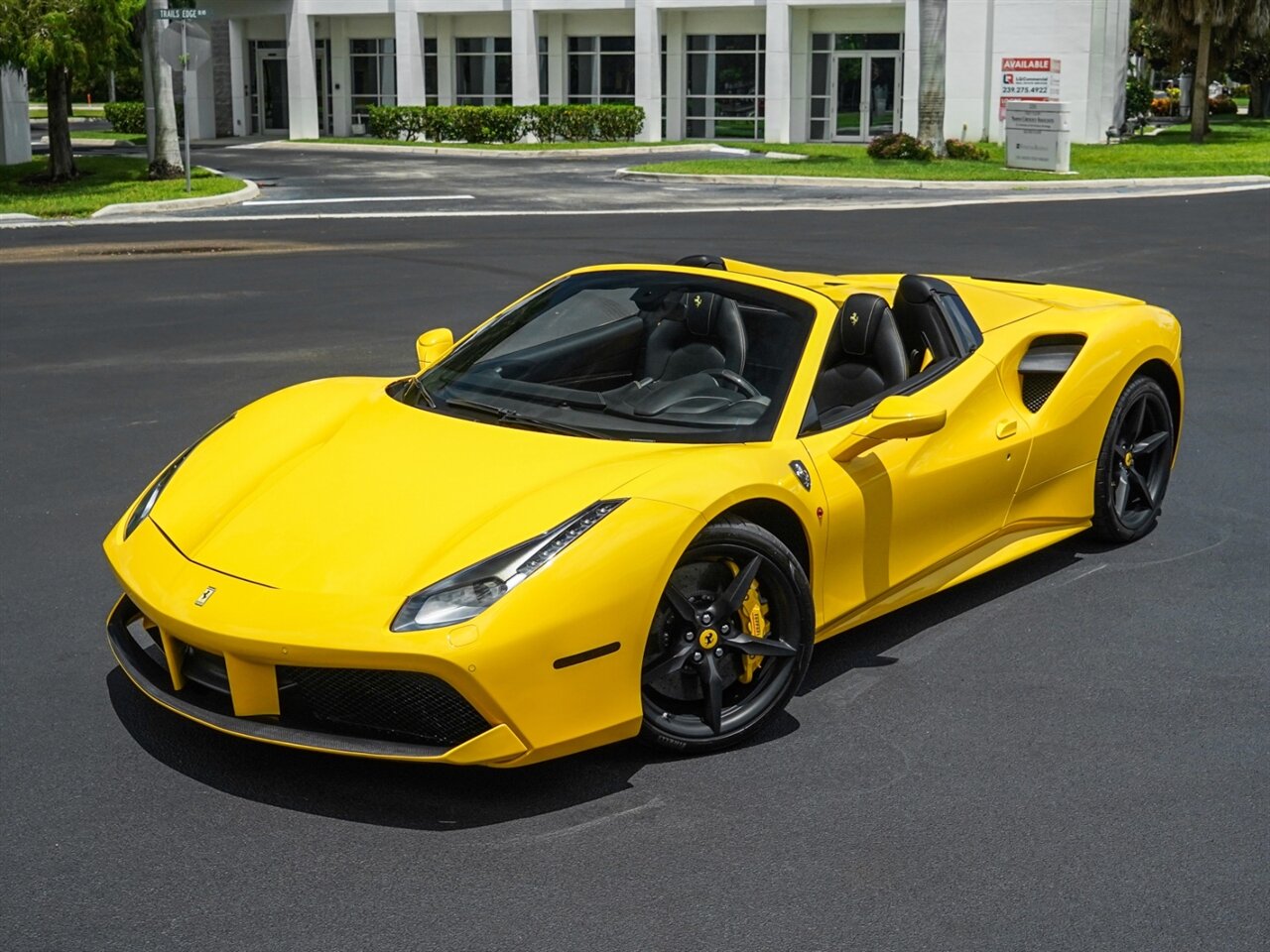 2018 Ferrari 488 Spider   - Photo 11 - Bonita Springs, FL 34134