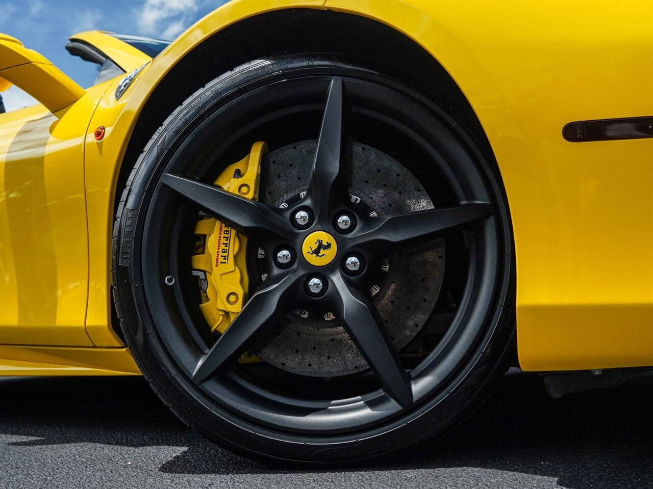 2018 Ferrari 488 Spider   - Photo 71 - Bonita Springs, FL 34134