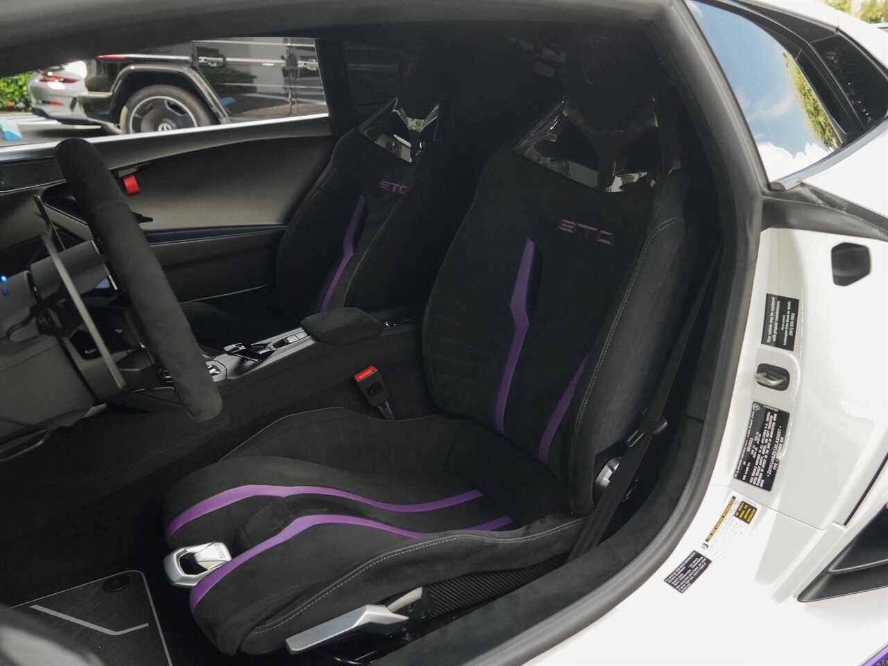 2022 Lamborghini Huracan STO   - Photo 21 - Bonita Springs, FL 34134