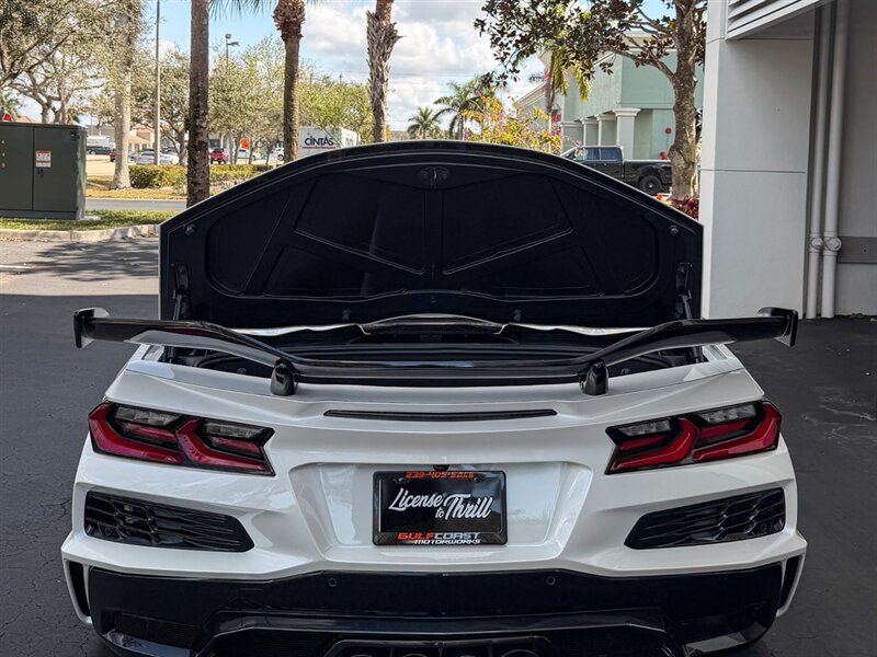 2023 Chevrolet Corvette Z06   - Photo 43 - Bonita Springs, FL 34134