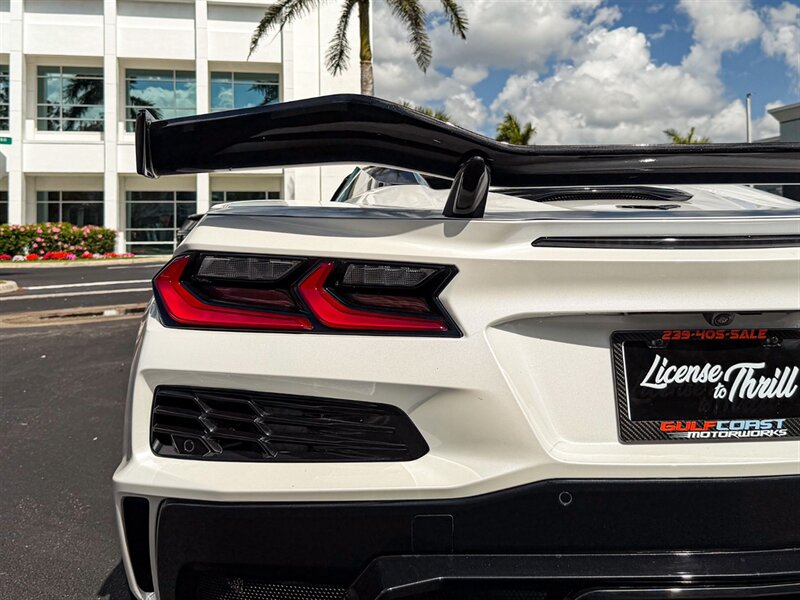 2023 Chevrolet Corvette Z06   - Photo 57 - Bonita Springs, FL 34134