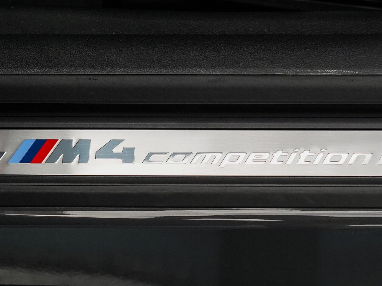2022 BMW M4 Competition   - Photo 24 - Bonita Springs, FL 34134
