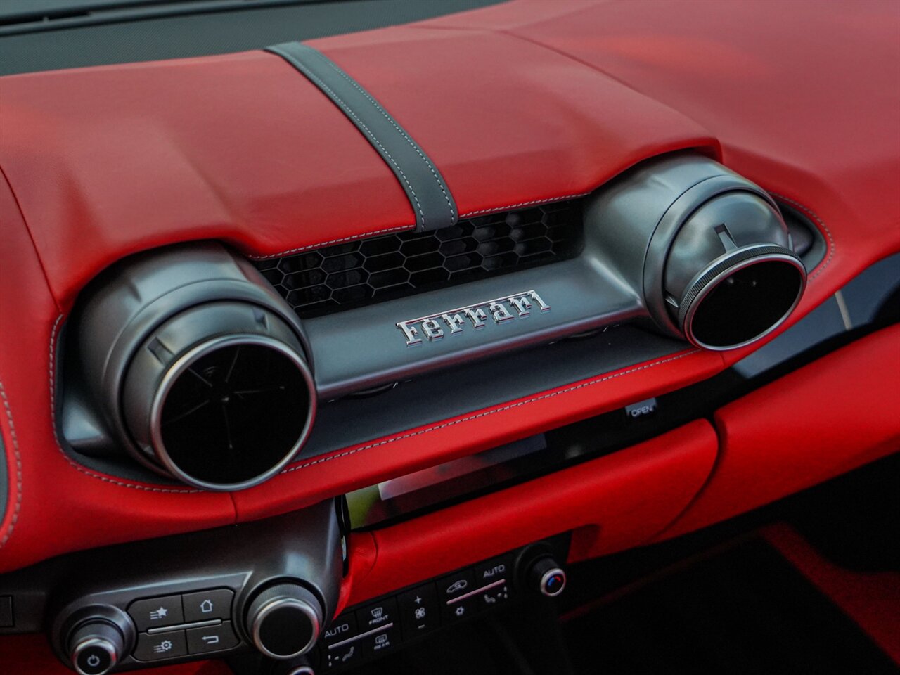 2021 Ferrari 812 GTS   - Photo 19 - Bonita Springs, FL 34134