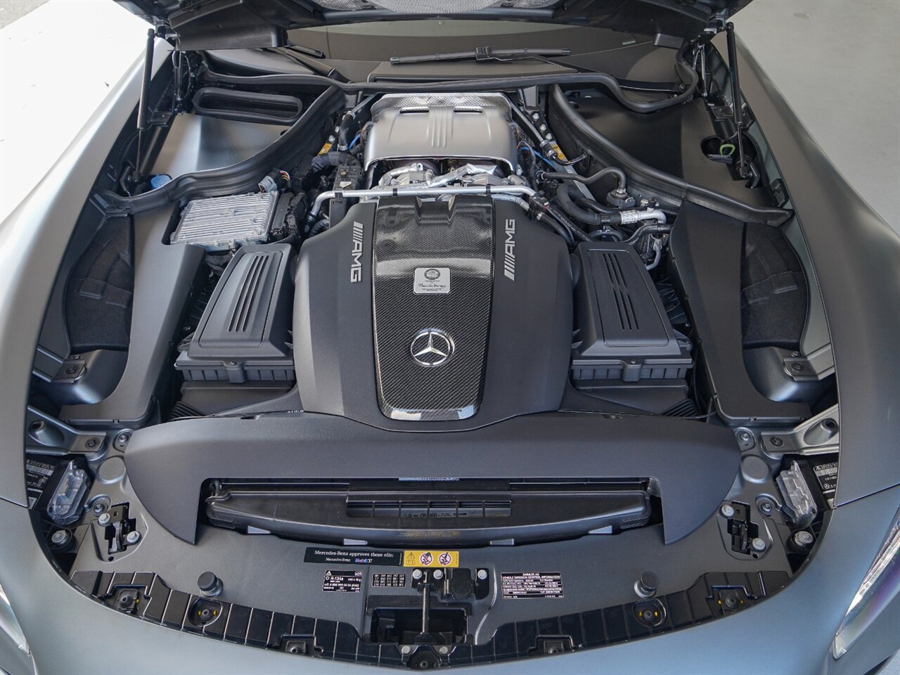 2018 Mercedes-Benz AMG GT R   - Photo 26 - Bonita Springs, FL 34134