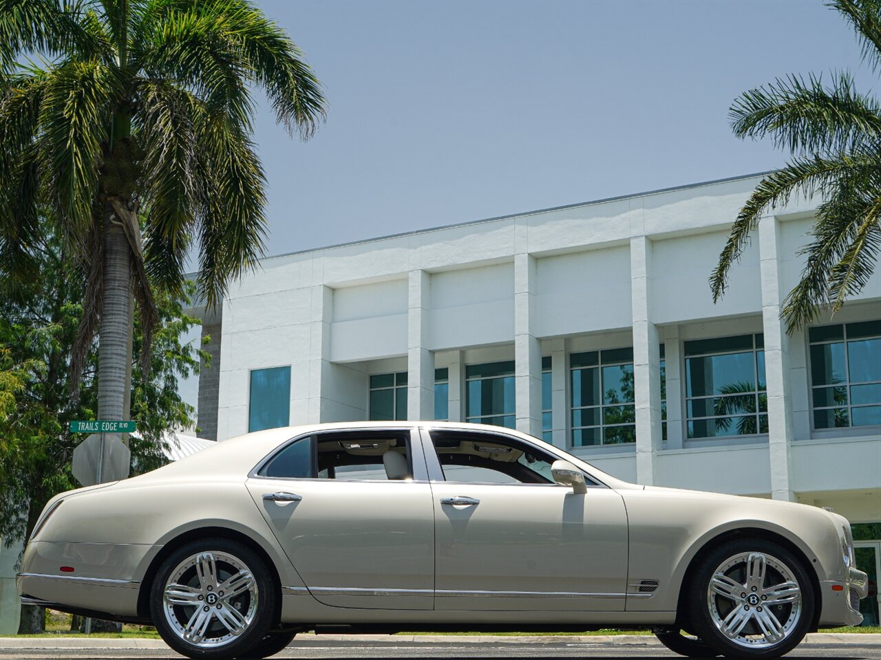 2014 Bentley Mulsanne   - Photo 37 - Bonita Springs, FL 34134