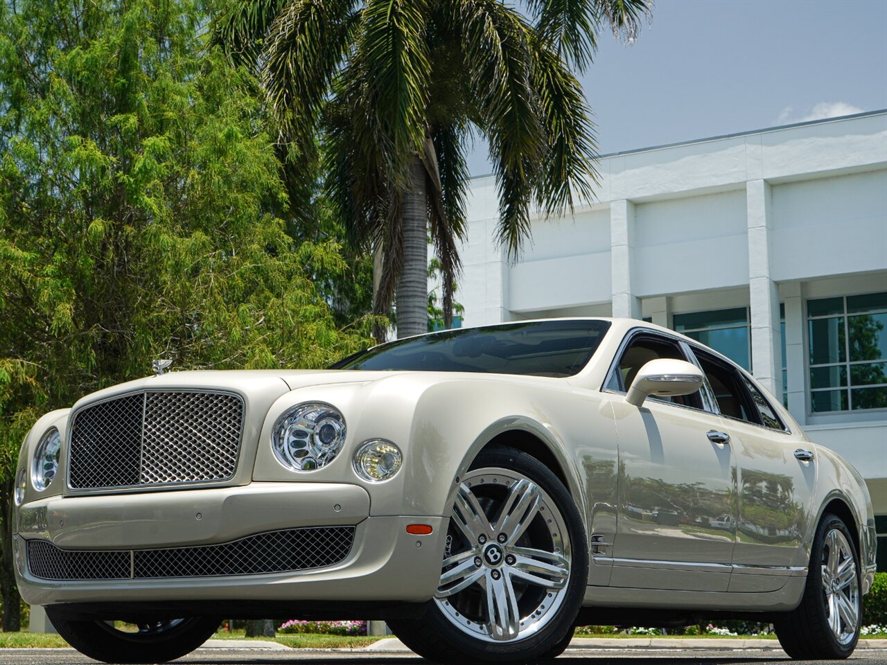 2014 Bentley Mulsanne   - Photo 13 - Bonita Springs, FL 34134