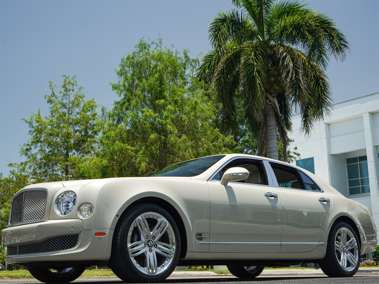 2014 Bentley Mulsanne   - Photo 10 - Bonita Springs, FL 34134