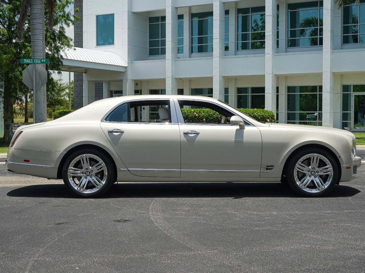 2014 Bentley Mulsanne   - Photo 36 - Bonita Springs, FL 34134