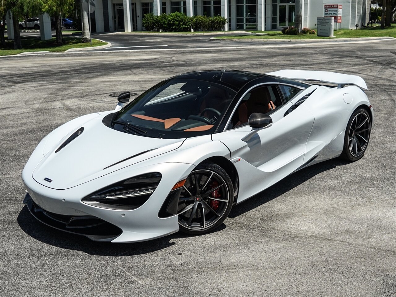2018 McLaren 720S Luxury   - Photo 14 - Bonita Springs, FL 34134