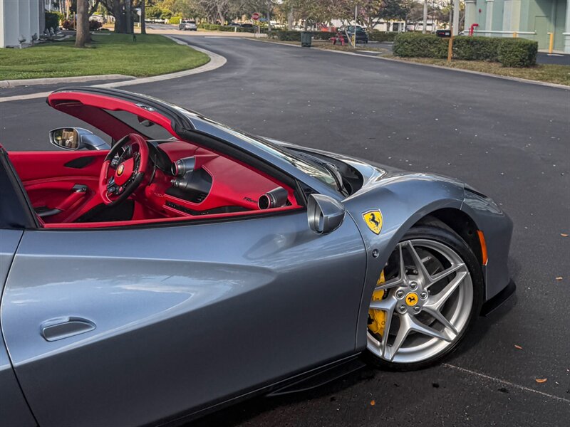 2021 Ferrari F8 Spider   - Photo 63 - Bonita Springs, FL 34134